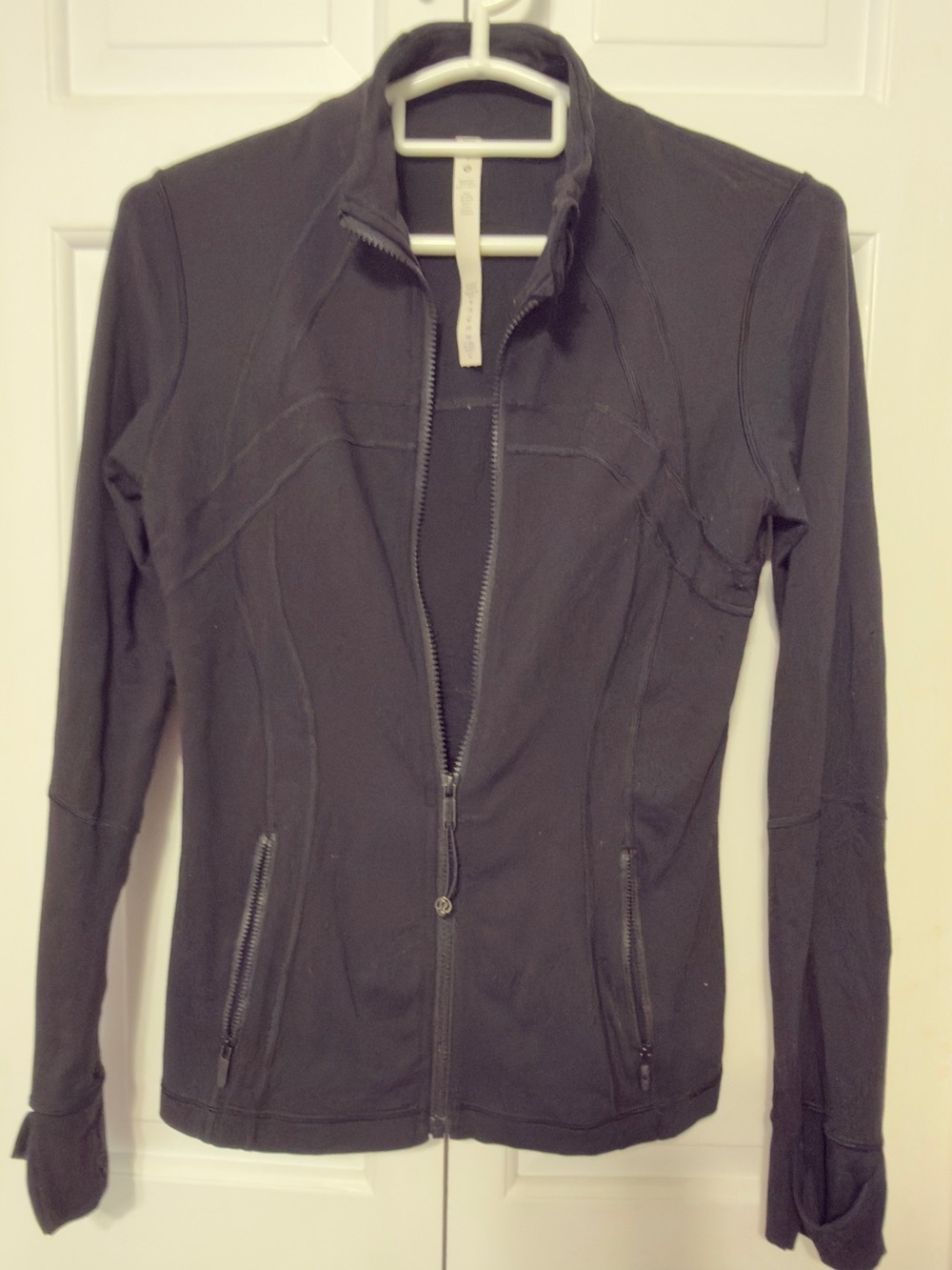 lululemon athletica Black Full-Zip Bomber Jacket. GUC. Size 8